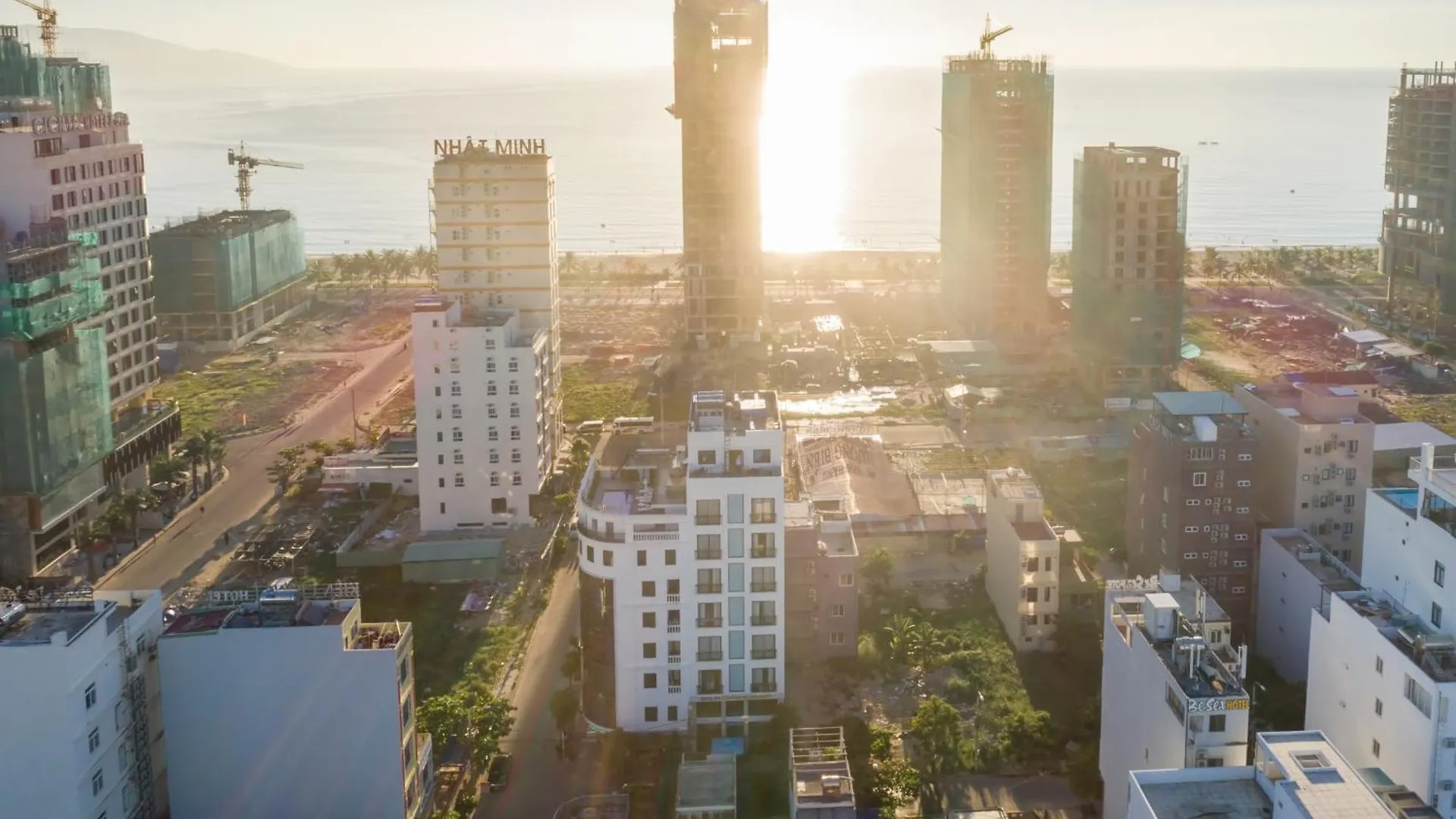 Dn Beach Hotel Da Nang